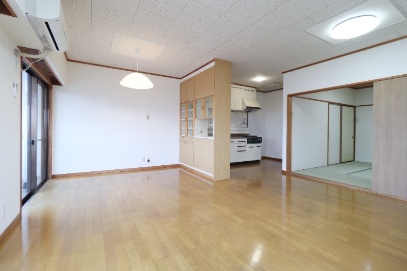 居室・リビング　図面と現状に相違がある場合には現状を優先