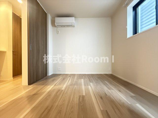 居室・リビング　広々とした洋室です