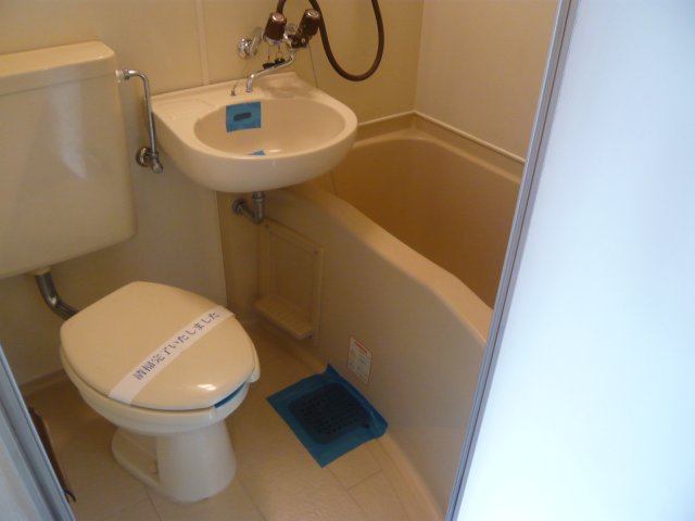 バス・シャワールーム