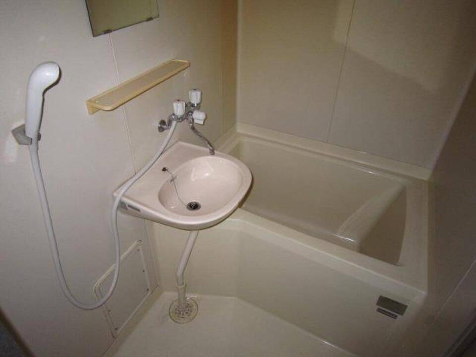 バス・シャワールーム　浴室