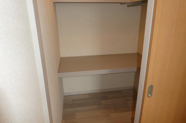 収納　ウォークインクローゼット