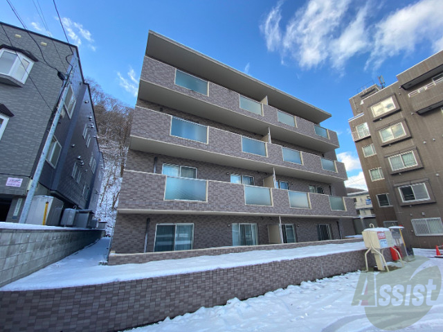 建物外観　札幌市中央区南２４条西「シャトーアネックス」