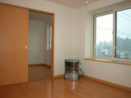 居室・リビング　別号室の内観写真です。