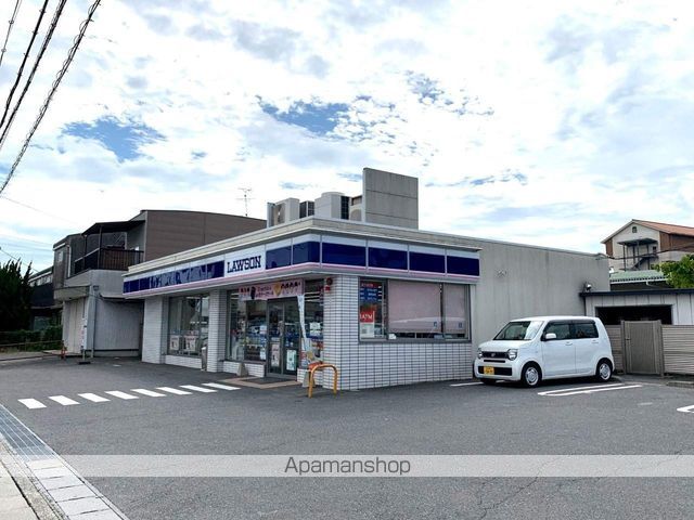 コンビニ　ローソン近江八幡多賀店（コンビニ）まで432m
