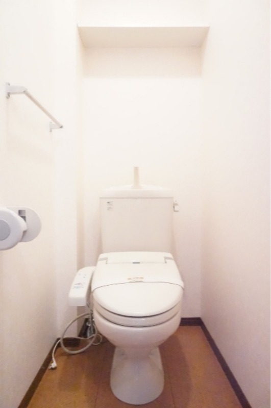 トイレ　図面と現状に相違がある場合には現状を優先