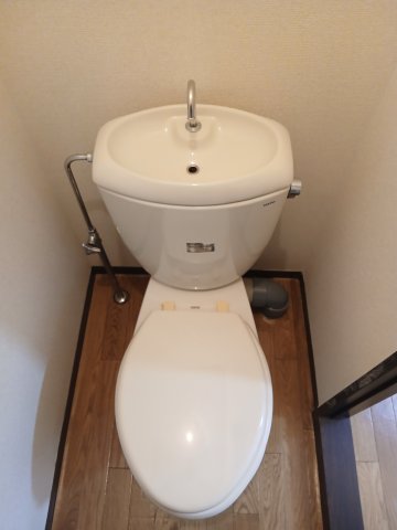 トイレ　シンプルで使いやすいトイレです