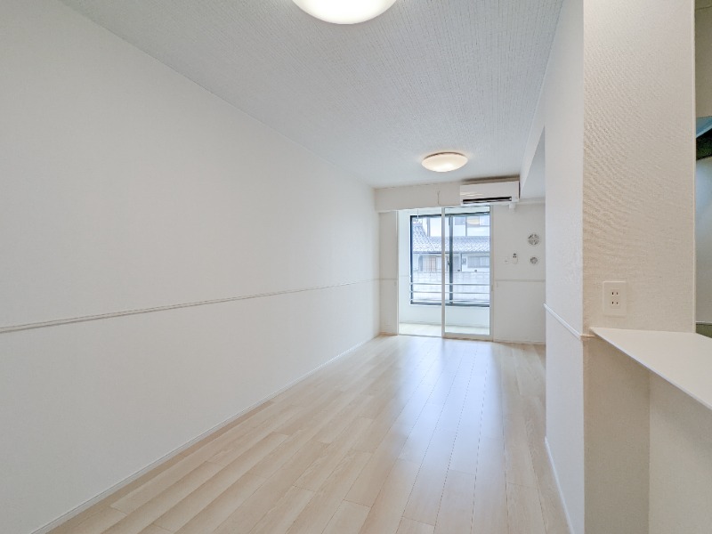 居室・リビング　図面と現状に相違がある場合には現状を優先