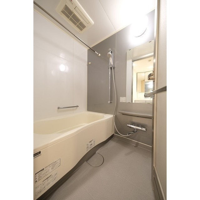 バス・シャワールーム　バス※別部屋参考写真