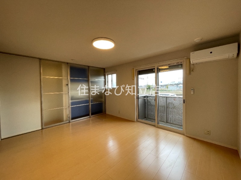 居室・リビング　同型別部屋写真