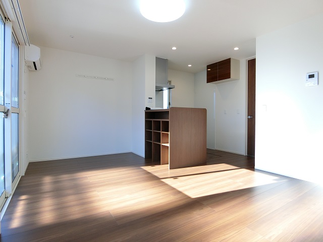 居室・リビング　ゆったりとした居間です