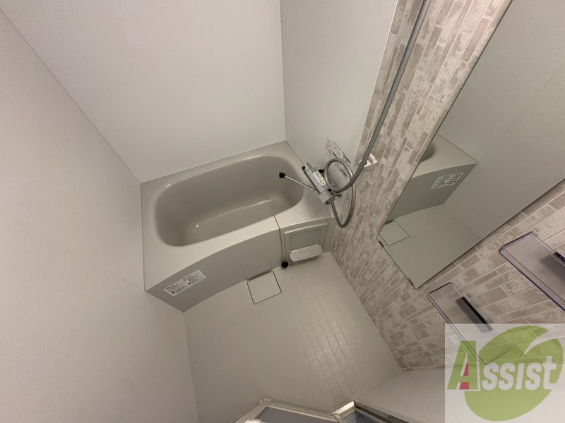 バス・シャワールーム　お風呂になります。一日の疲れを癒してくださいね。