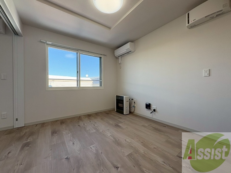 居室・リビング　広々としたリビングですね。使い勝手がよさそうですね！