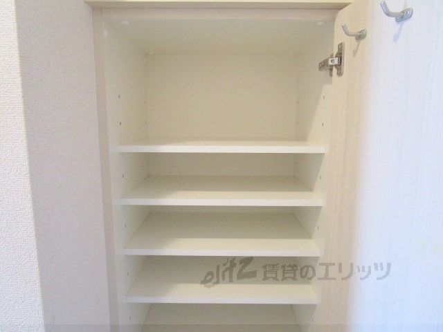 その他設備　下駄箱