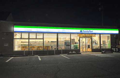 コンビニ　ファミリーマート仙台堤通店（コンビニ）まで242m