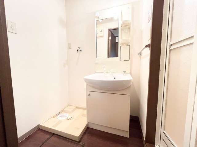 洗面設備　洗髪洗面化粧台