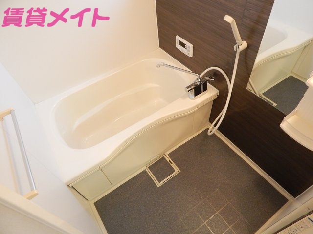 バス・シャワールーム　別部屋画像参考