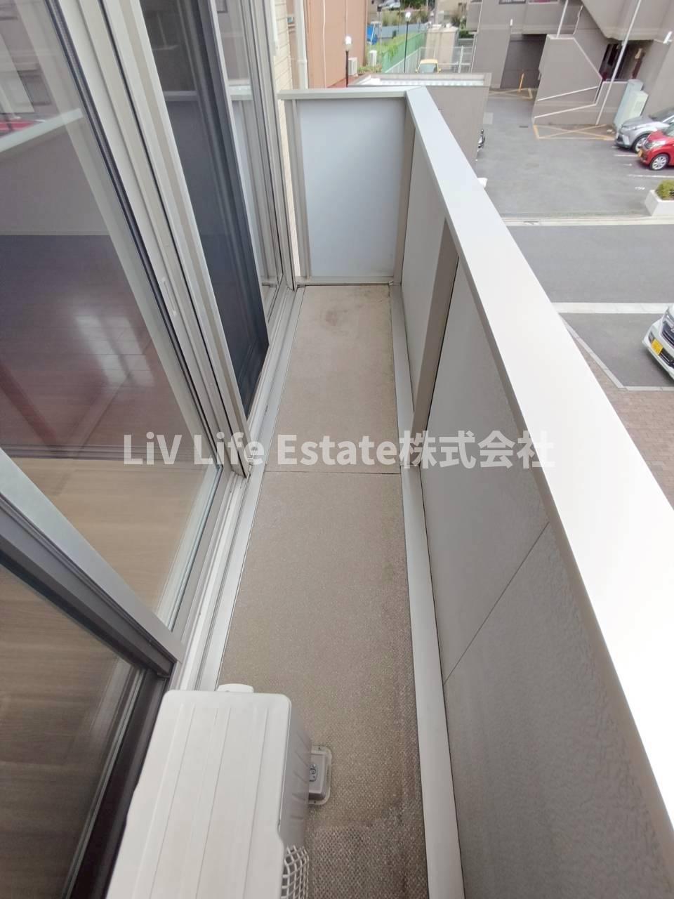 バルコニー　同建物別部屋写真