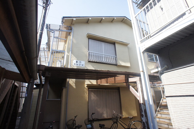 建物外観　当社管理物件だから入居中のトラブルも安心ですね♪