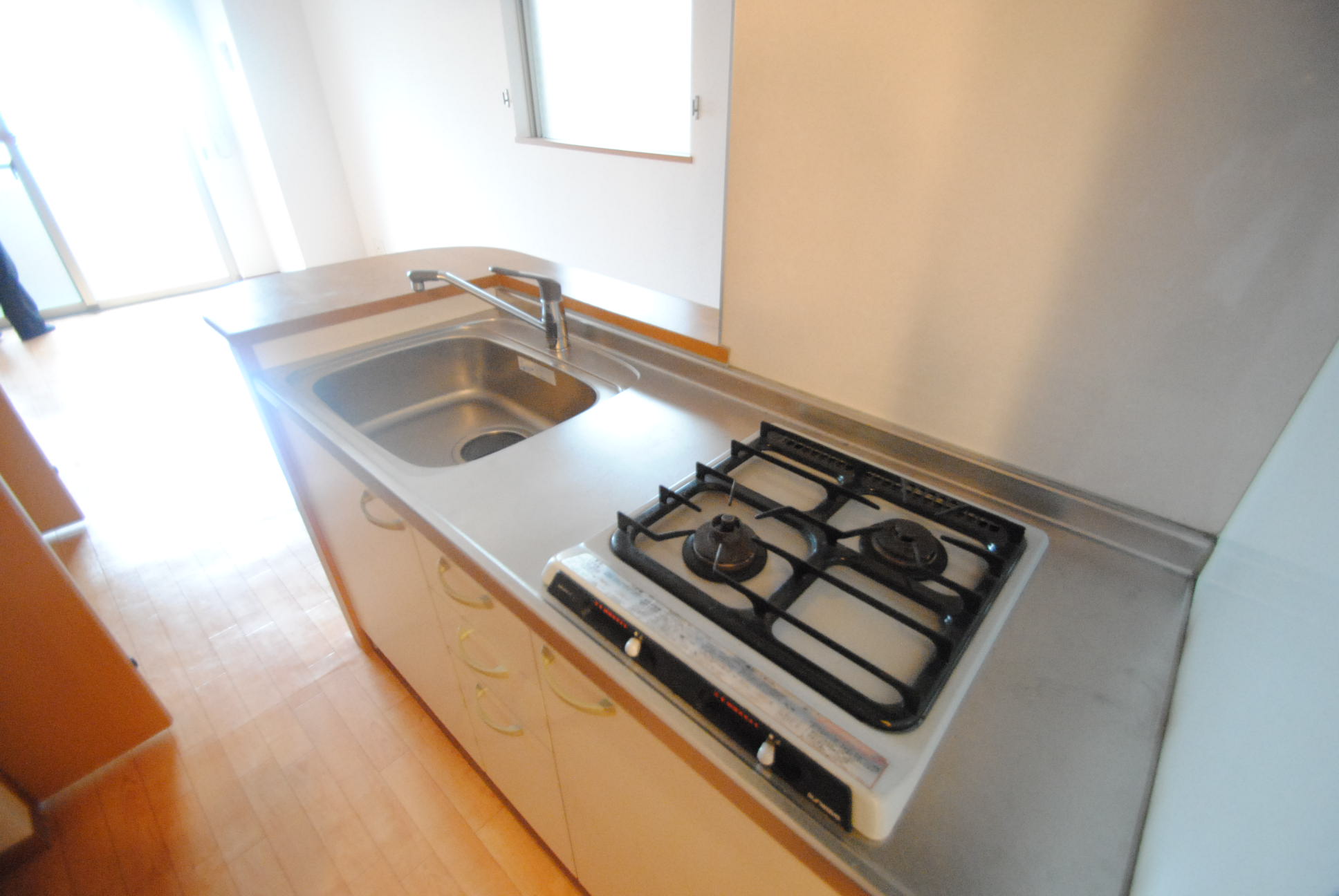 キッチン　２口ガス！しかもシステムキッチン！！！！