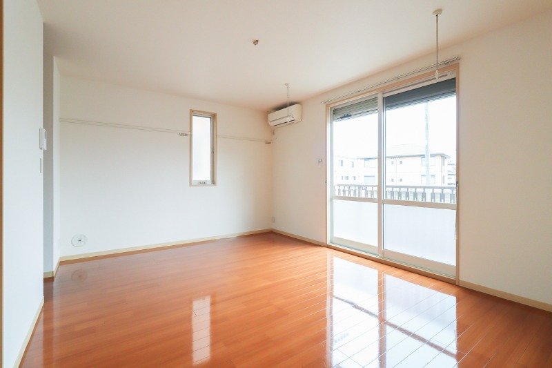 居室・リビング　図面と現状に相違がある場合には現状を優先