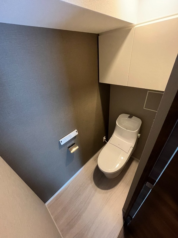 トイレ　落ち着いたトイレです