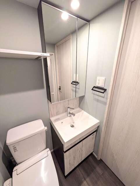 洗面設備　◆朝の支度に便利な洗髪洗面化粧台◆