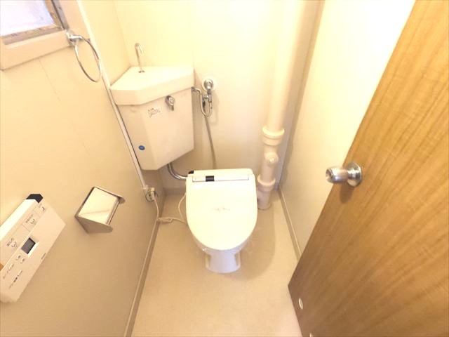 トイレ　ウォシュレット