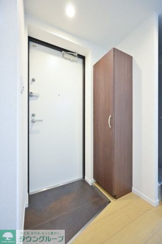 玄関　お部屋探しは株式会社　タウンハウジング　までお気軽にお問合…