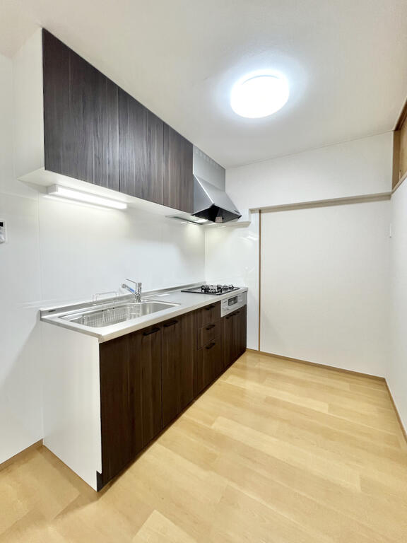 キッチン　●人気のシステムキッチン！