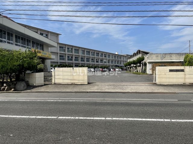 中学校　赤磐市立高陽中学校（中学校）まで1654m