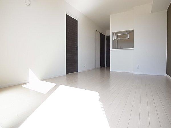 居室・リビング　リビング