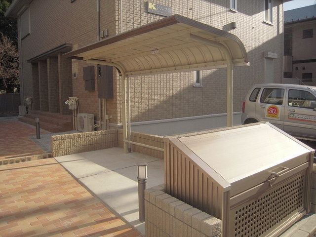 その他設備　★屋根付き駐輪場で雨の日も安心★