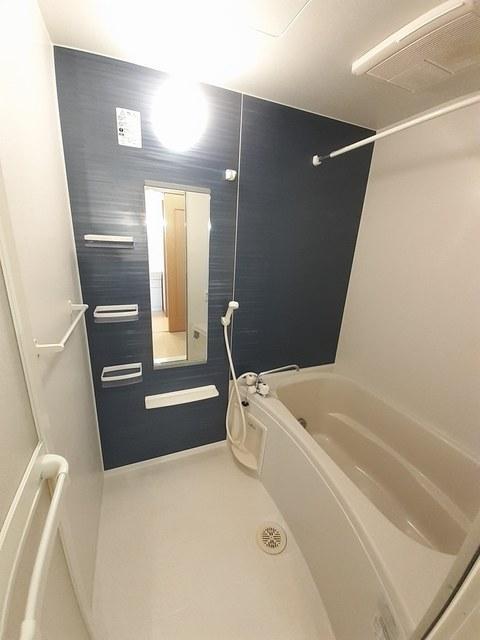 バス・シャワールーム　バスルーム