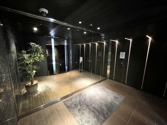 ロビー　建物の内部です