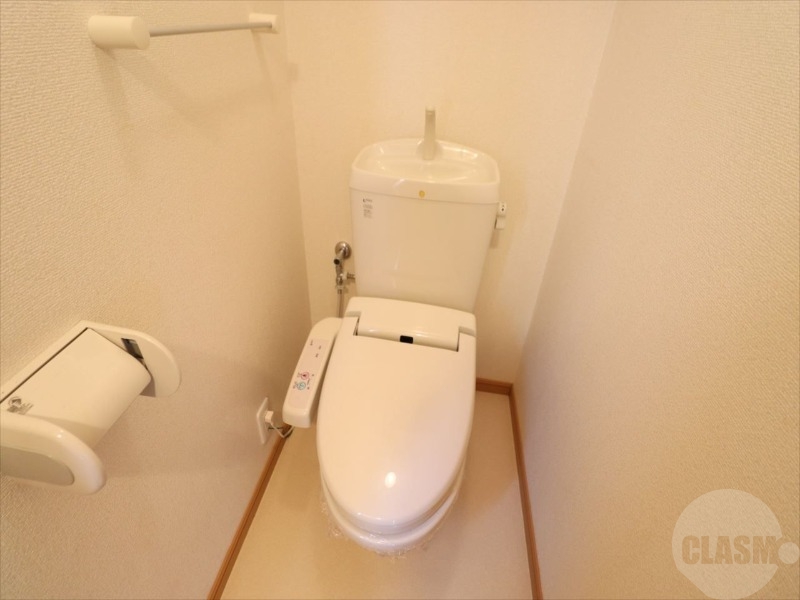 トイレ　温水洗浄便座