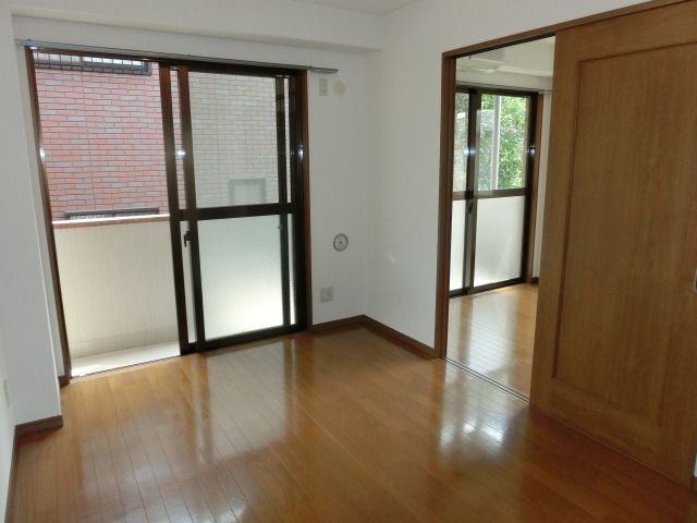 その他部屋・スペース　オールフローリング　エアコン完備