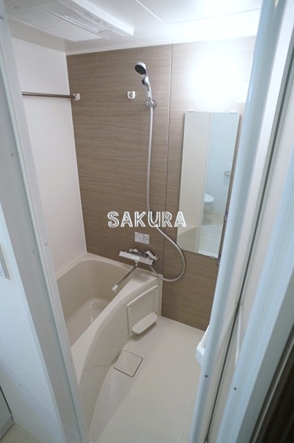 バス・シャワールーム　日々の疲れを癒すお風呂です♪