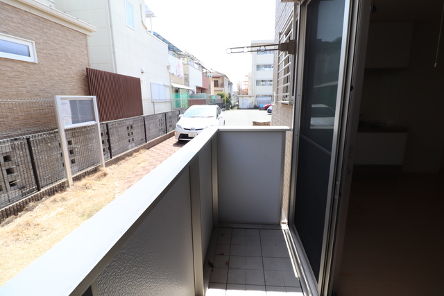 バルコニー　東向きバルコニー