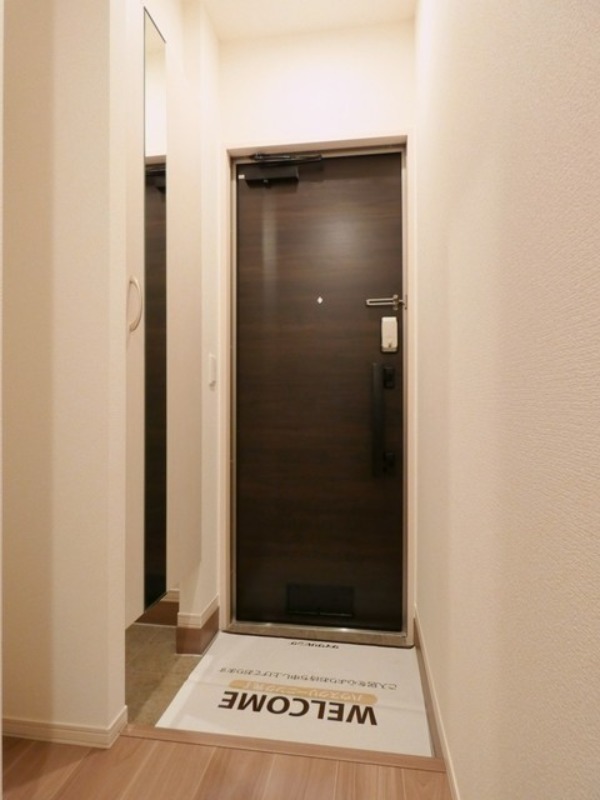 玄関　図面と現状に相違がある場合には現状を優先