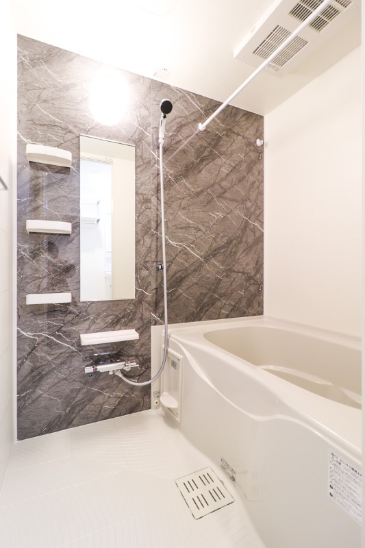 バス・シャワールーム　図面と現状に相違がある場合には現状を優先