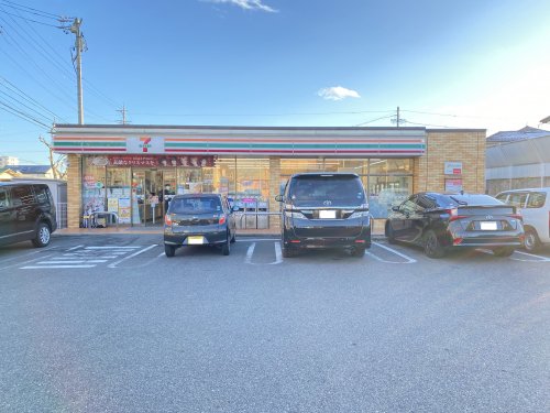 コンビニ　セブンイレブン 名古屋大森1丁目店（コンビニ）まで112m