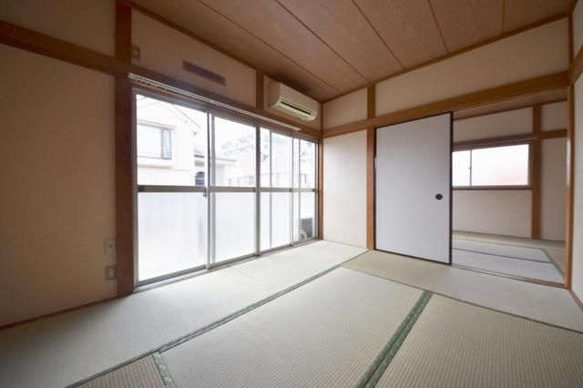 その他部屋・スペース　★大きな窓がお部屋を明るく照らしてくれます★