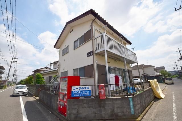 建物外観　★閑静な街並みにたたずむ2DKタイプの賃貸物件です★