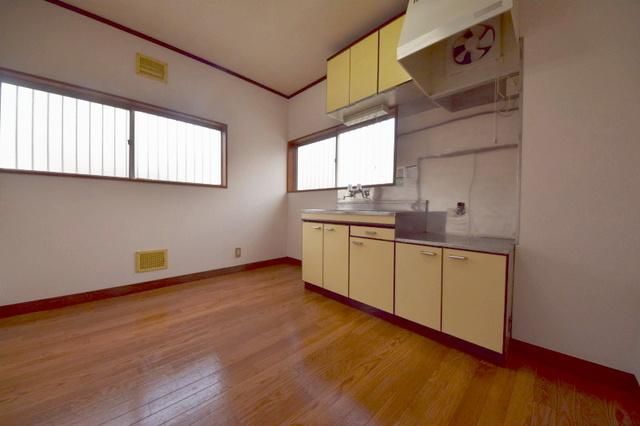 居室・リビング　★明るく綺麗なリビングは日々の生活も明るくなりますよね★