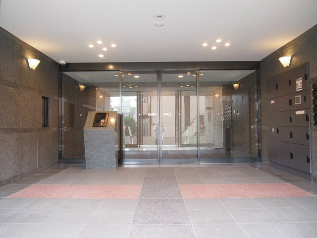 セキュリティ　オートロック完備