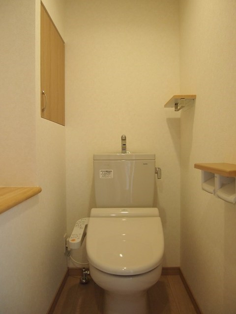 トイレ　トイレ