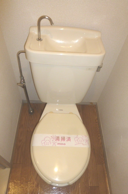 トイレ　トイレ