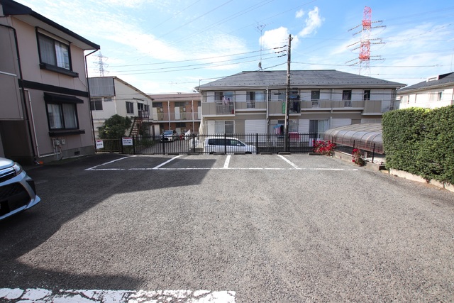 駐車場　駐車場（要空き確認）