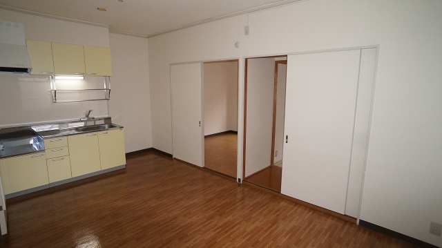 居室・リビング　写真は別のお部屋です。※現況を優先※現況を優先します