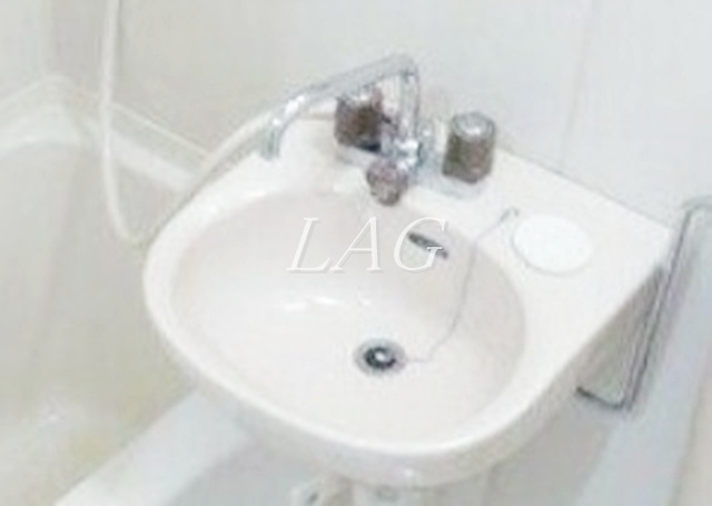 洗面設備　洗面台です。